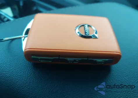 2023 Volvo V60 Cross Country B5 Ultimate from USA, damaged, VIN YV4L12WB6P2107452